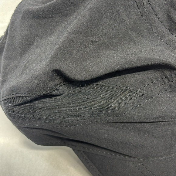 Brooks black adjustable weather resistant Propel Hat - Picture 2 of 9